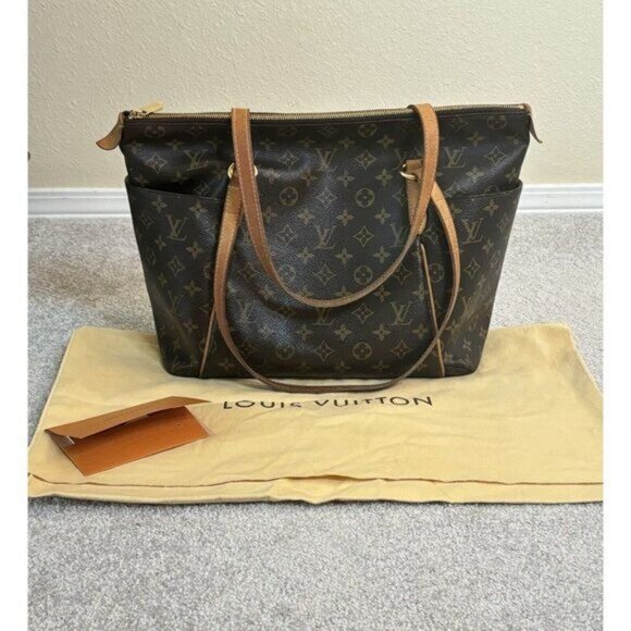 Authentic Louis Vuitton Totally MM‎ Monogram Shoulder Bag Tote Handbag Purse - Picture 1 of 14